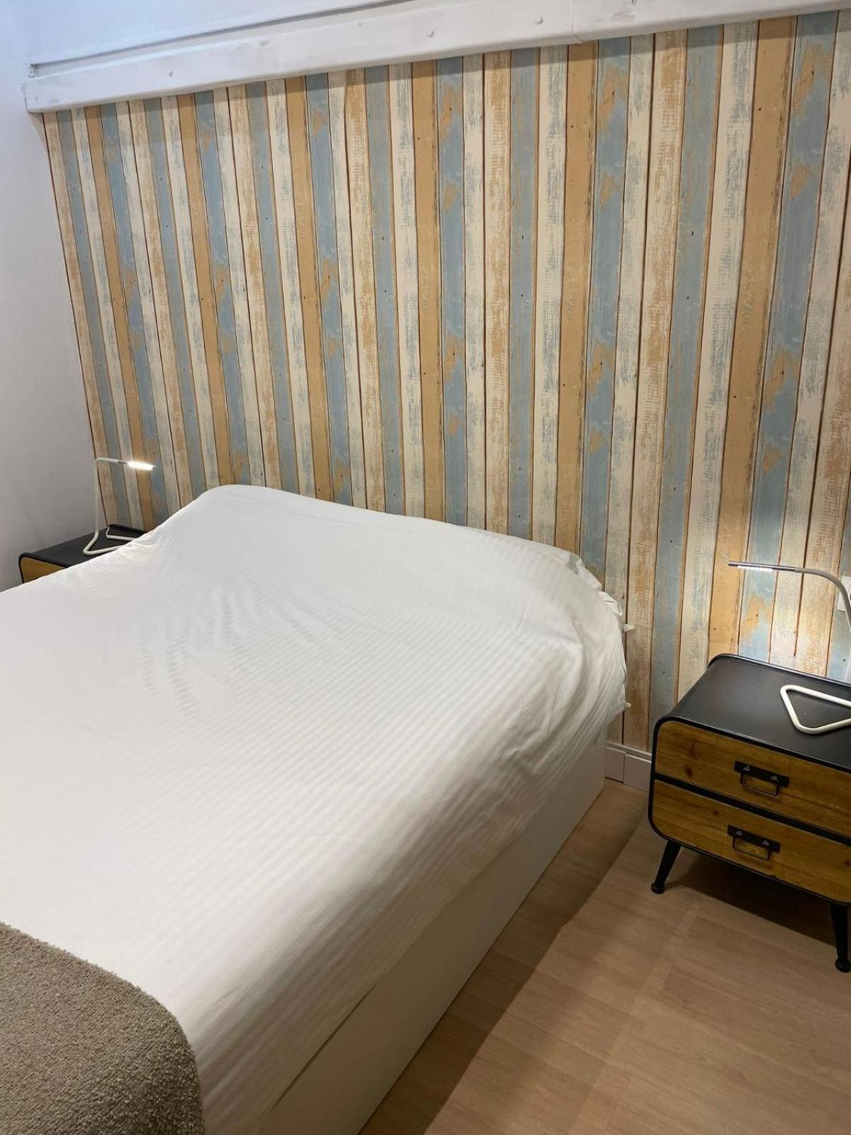 Casa Letran Guesthouse Малага Экстерьер фото