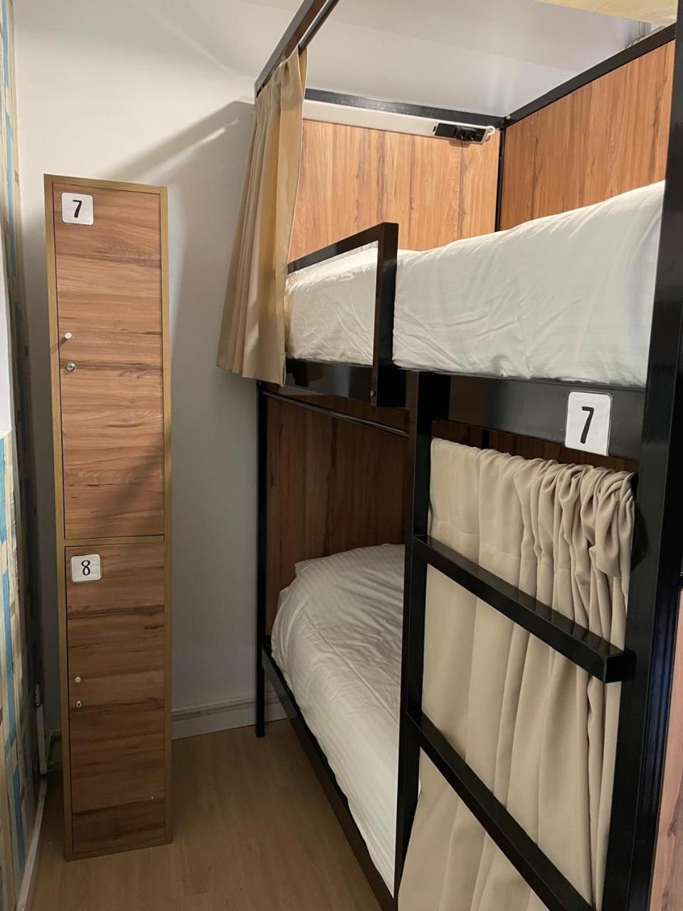 Casa Letran Guesthouse Малага Экстерьер фото